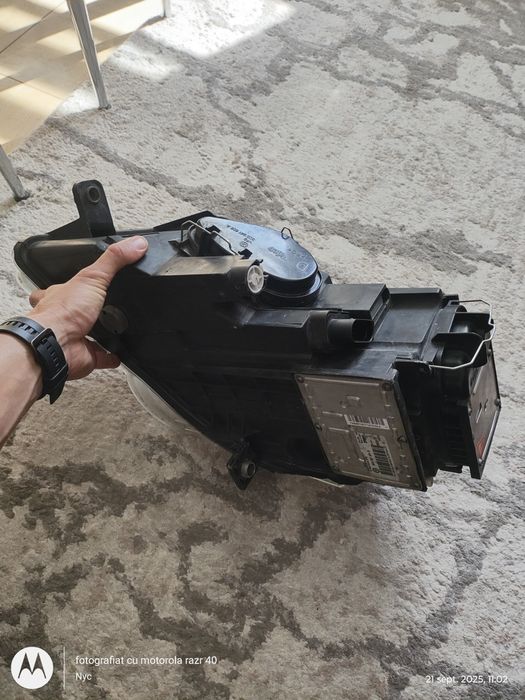 Far Passat B6 Complet