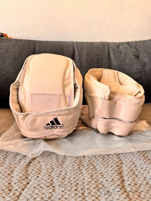 Продам шлемы для каратэ