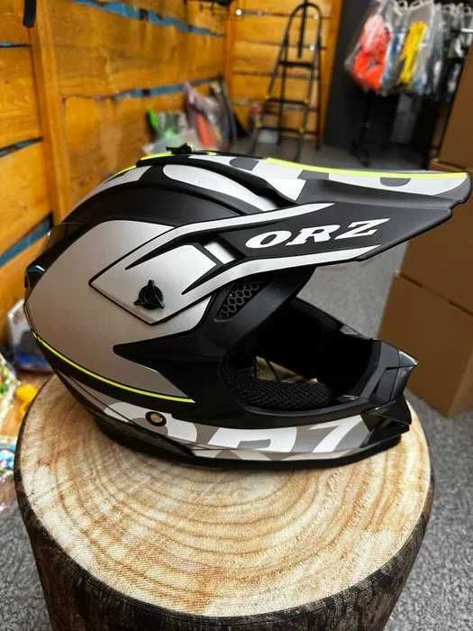 НОВО! Детски кросови каски различни разцветки супер качество универсал