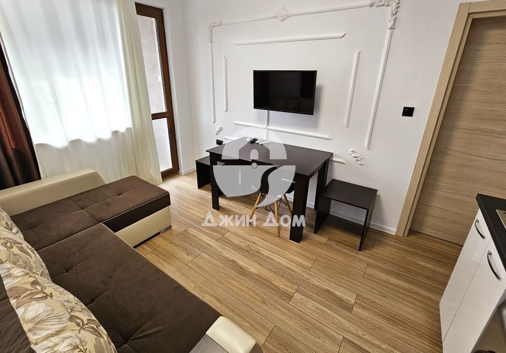 Продава се Двустаен апартамент в Свети Влас - 53 кв.м за 1284 €/кв.м - Снимка #2