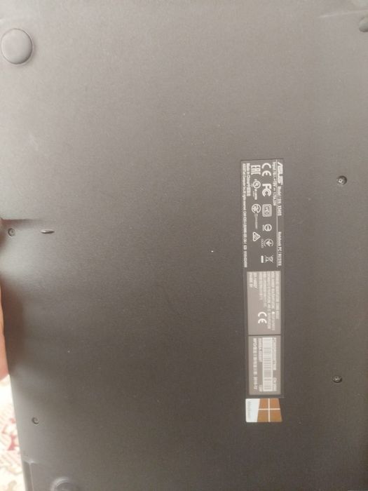Ноутбук ASUS X550SA