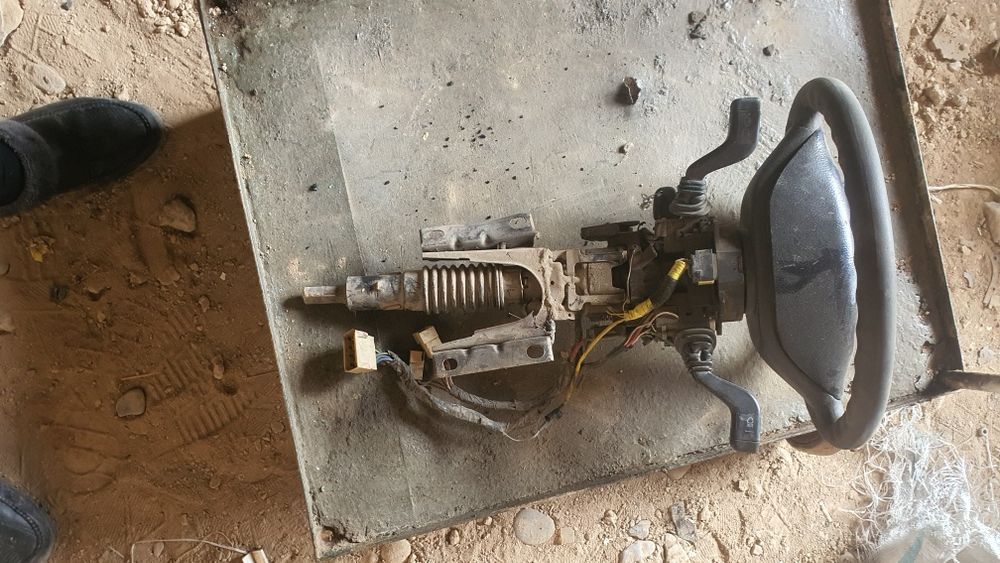 Juguli uchun yaslgan gidravlika rul seli kom