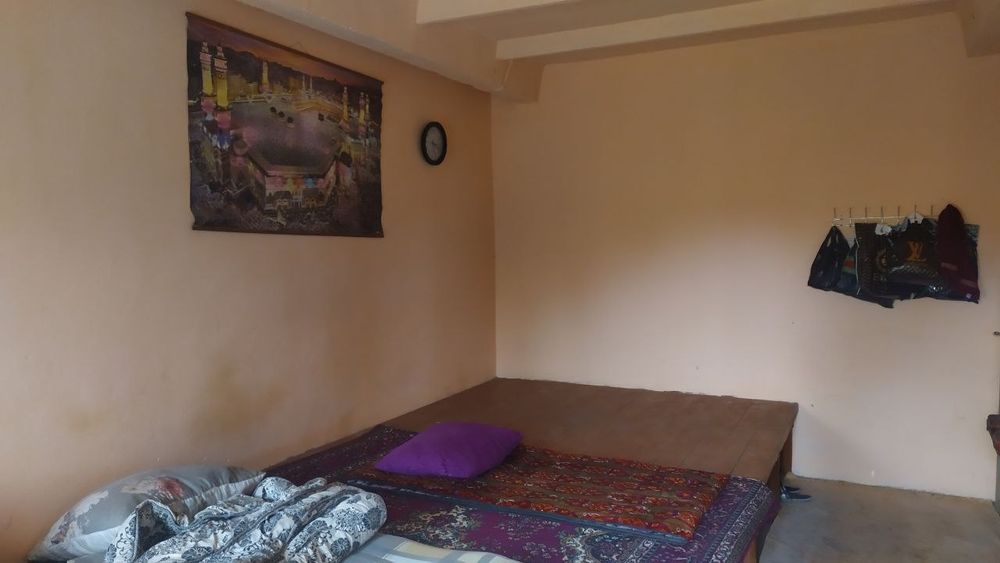 Чинозда ишлаб чикаришга жой сотилади.4гектар