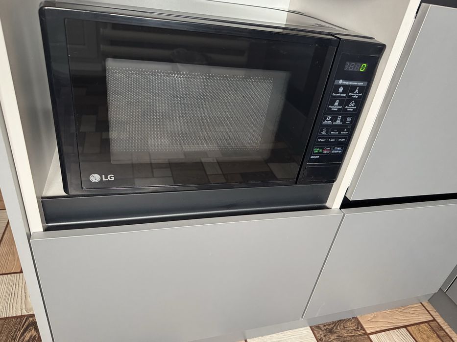 Микроволновая печь lg