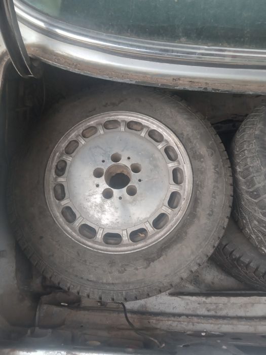 Продам диски мерседес 126,123 классика