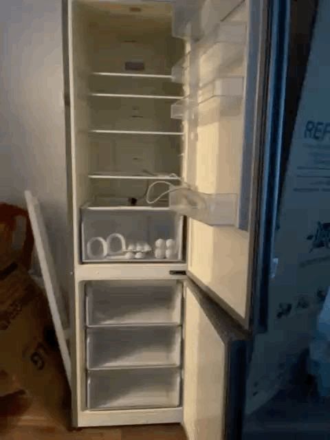 Холодильник BOSCH