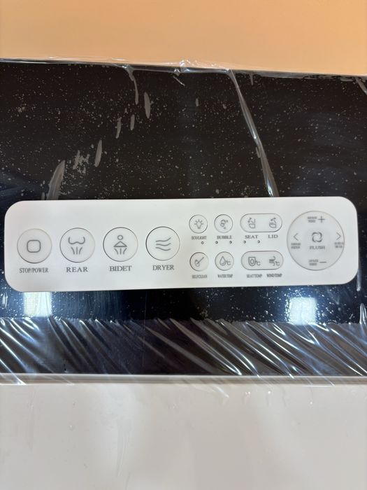 Мултифункционална смарт тоалетна с подгрев, сушене,