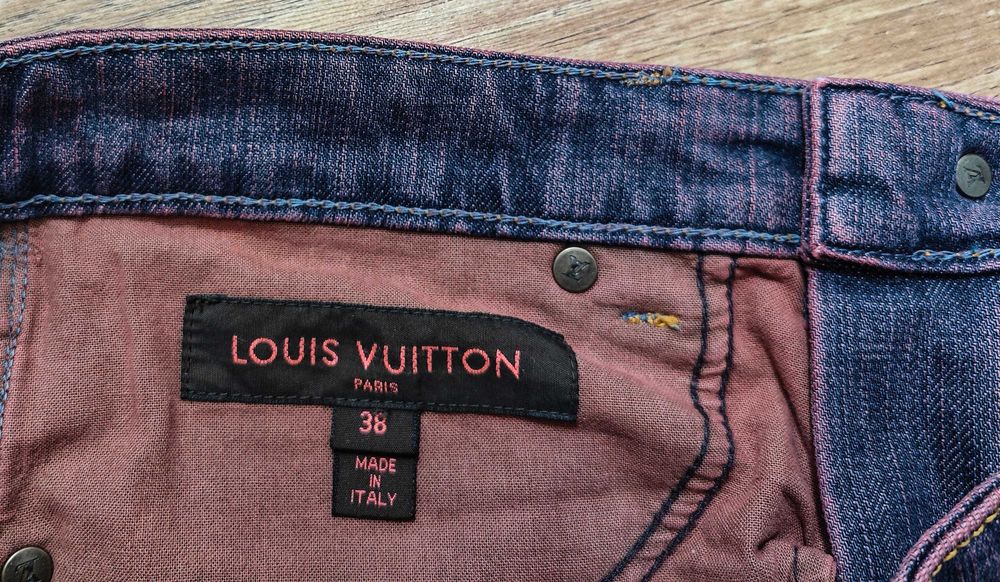 LOUIS VUITTON Оригинални дамски дънки размер 38