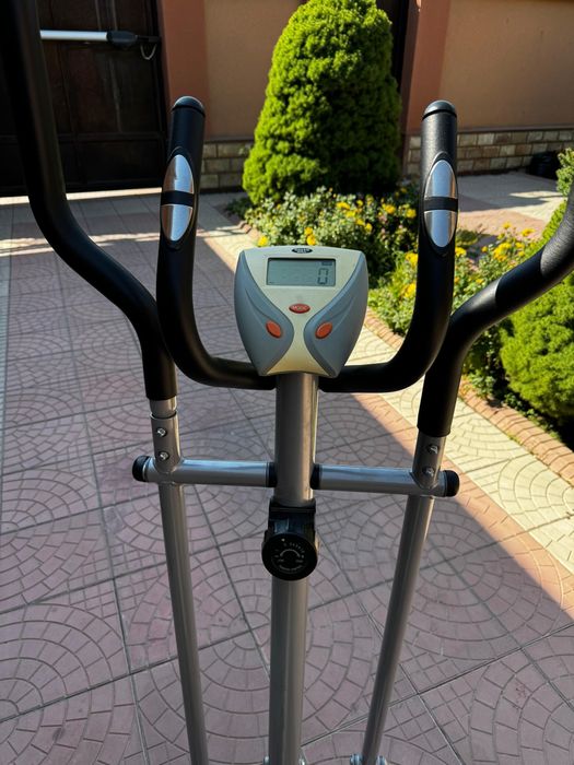 Эллиптический тренажер