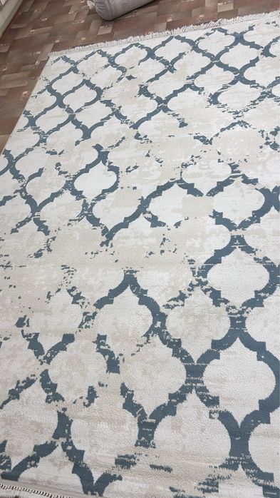 Ковер 1,5-2м 12000 за два ковра.