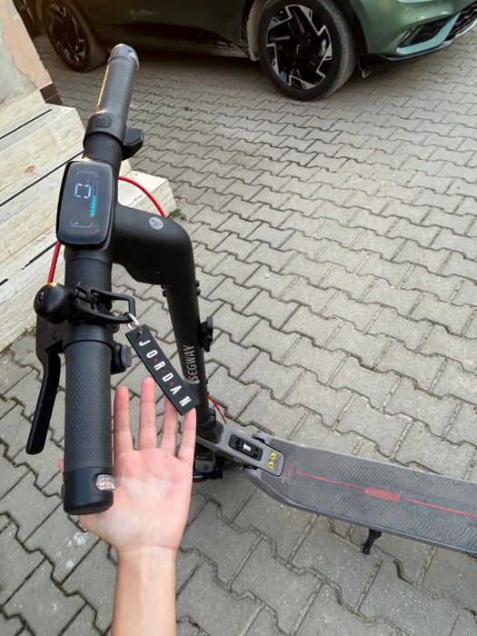 Trotinetă electrică Segway Ninebot E3 E – ca nouă, cumpărată în aprilie 2026