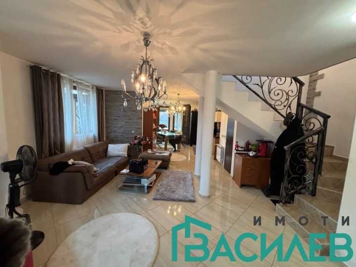 Продава КЪЩА област София, гр. Костинброд