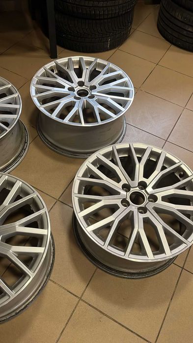 Roti Originale AUDI R18