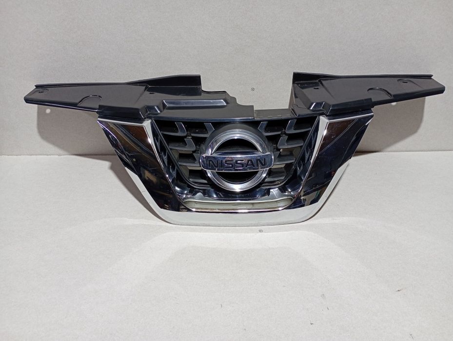 Grila centrala bara fata Nissan juke facelift camera