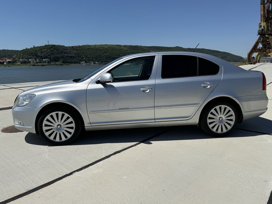 SKODA Octavia 2011 — imagine 3