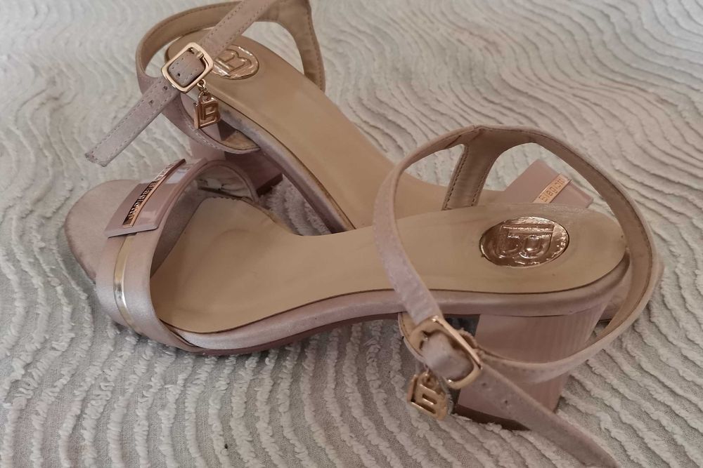 Красиви, модерни и много удобни дамски сандали - 3 бр.- много запазени