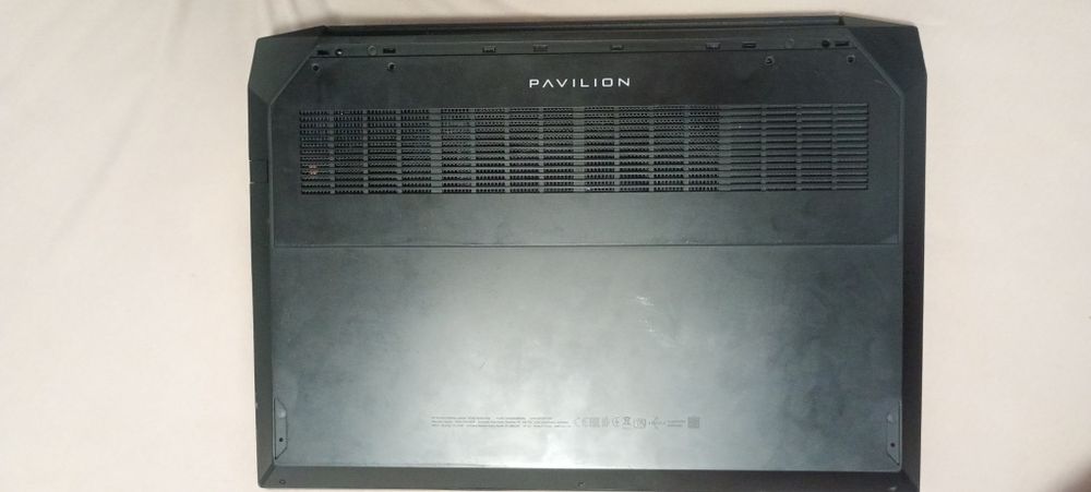 HP Pavilion Gaming 15-ec – RTX 3050 Ti, Ryzen 7 5800H