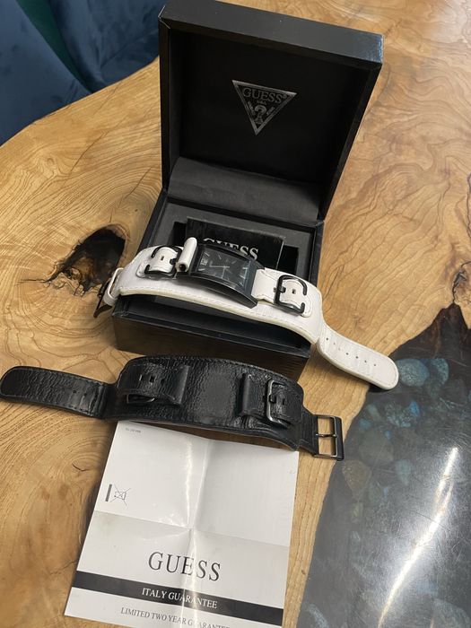 Мъжки часовник Guess