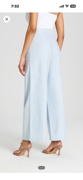 Светло син костюм от три части