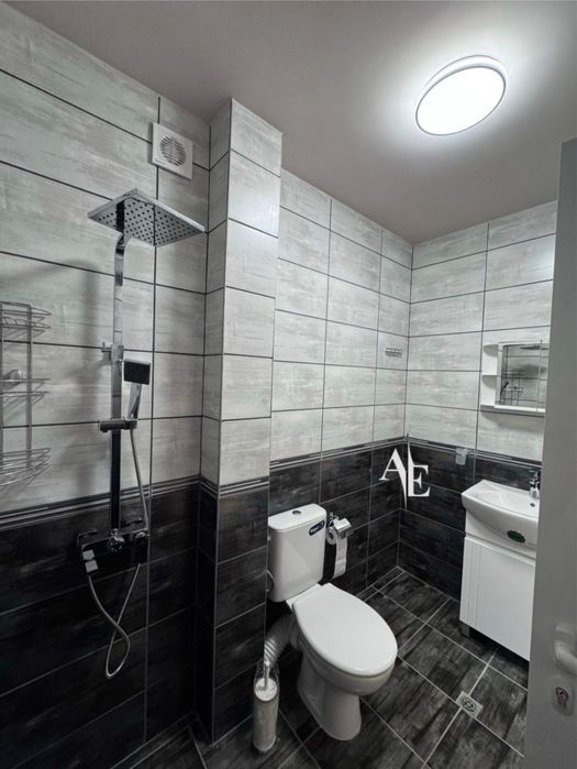 Продава се Тристаен апартамент в Плевен, Дружба 1 - 93 кв.м за 1592 €/кв.м - Снимка #12