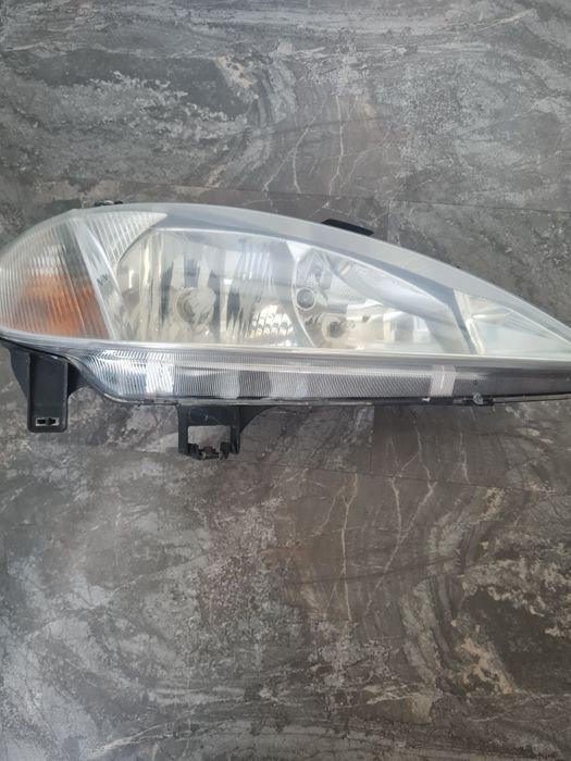 Части Меган (1999-2002)