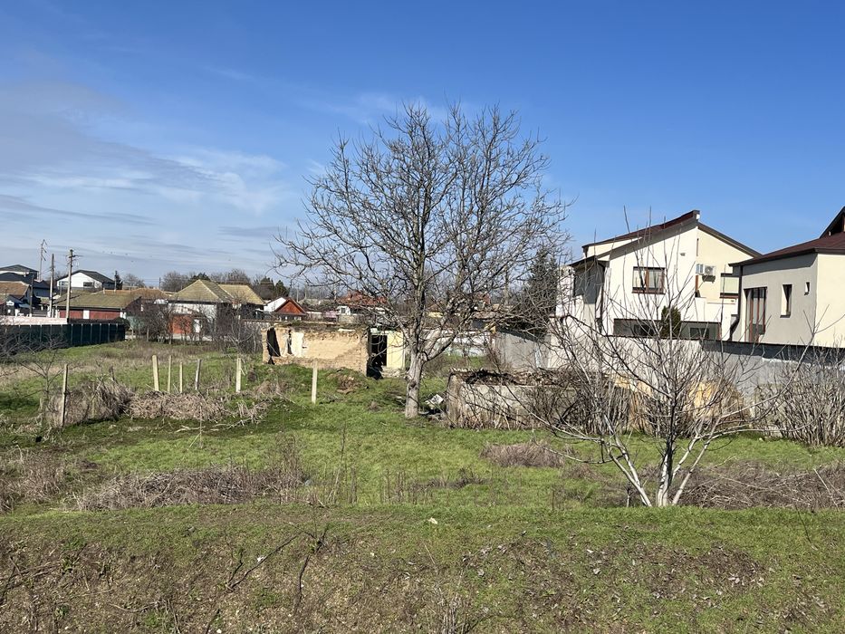 VÂND/SCHIMB  Teren de casa in Poiana