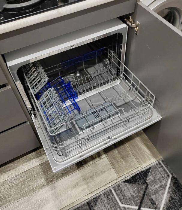 Посудомоечная машина Hansa ZWM 536 WH