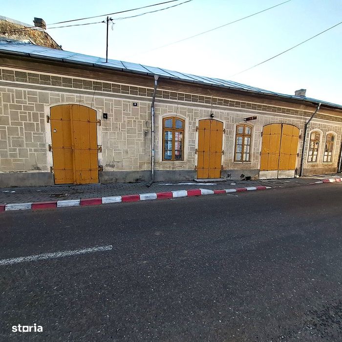 Vilă interbelică de excepție   utilizare mixtă   Ultracentral Odobești