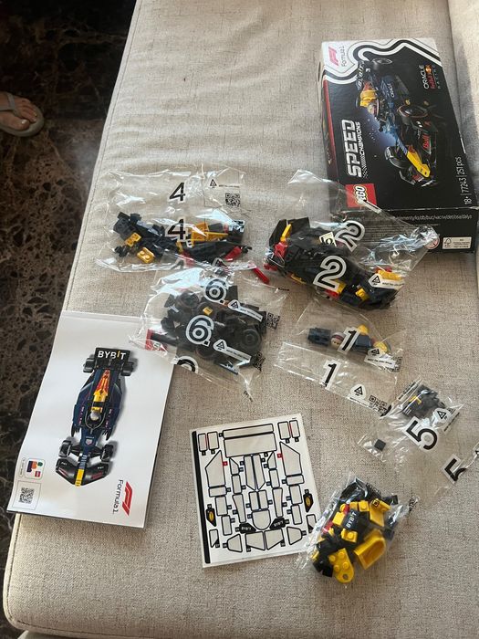 Lego 77243 F1 Red bull