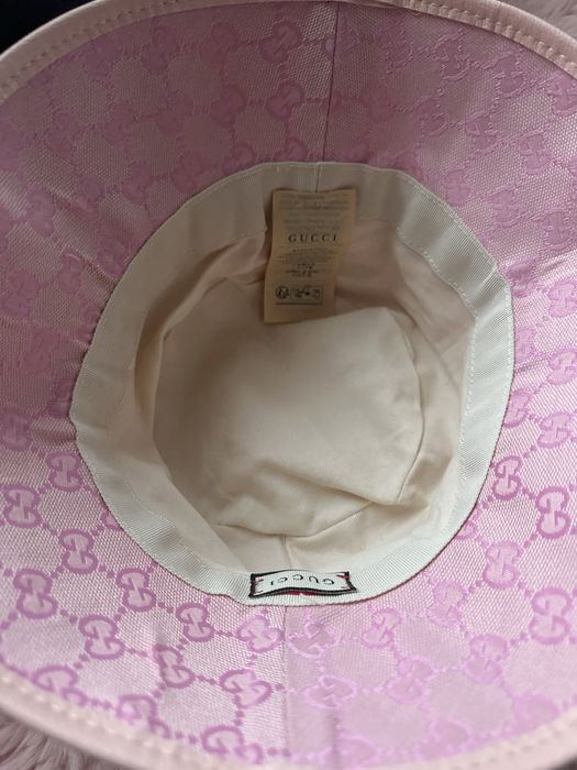 Дамска шапка  Gucci