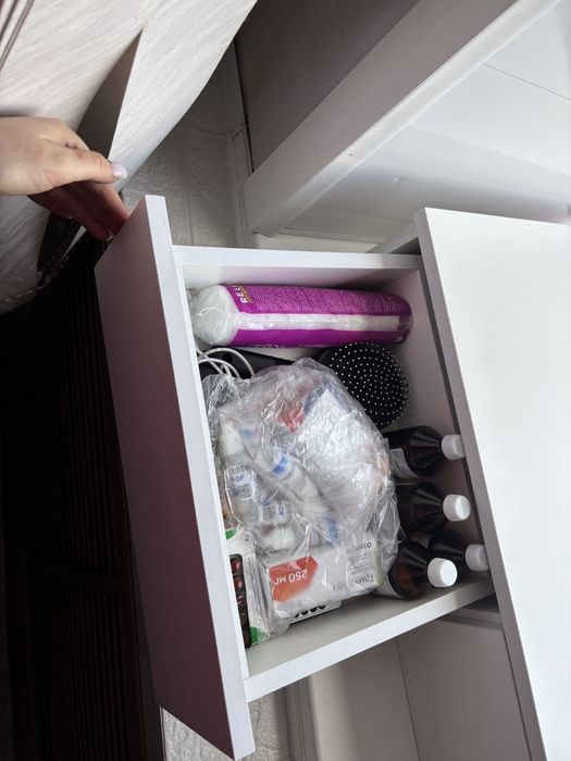 Подвесная тумба