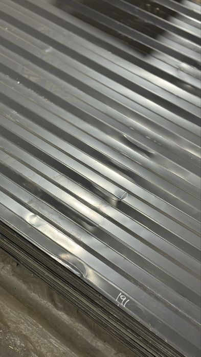 Профлист профнастил некондиция НС21 коричневый и графит