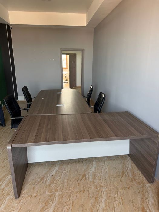 Офисная мебель, столы и стулья