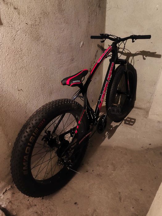 Велосипед Crosslander GrandTourney Fat Bike 26″ Черно/Червен