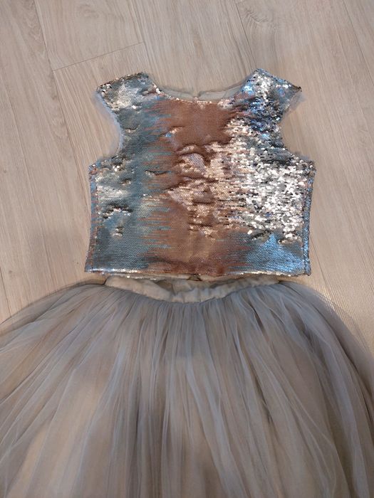 Шикарный наряд для девочки подростка