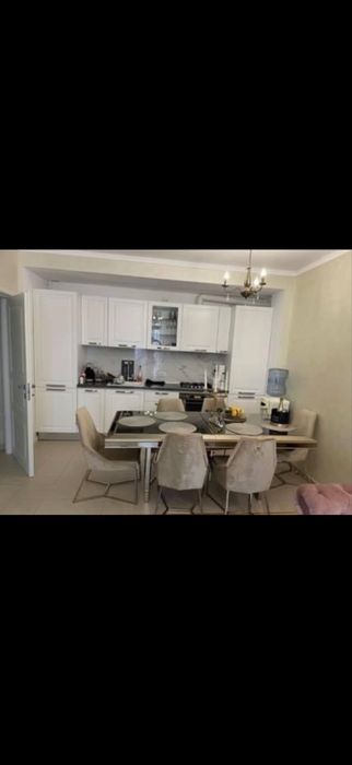 Vand apartament tomis plus