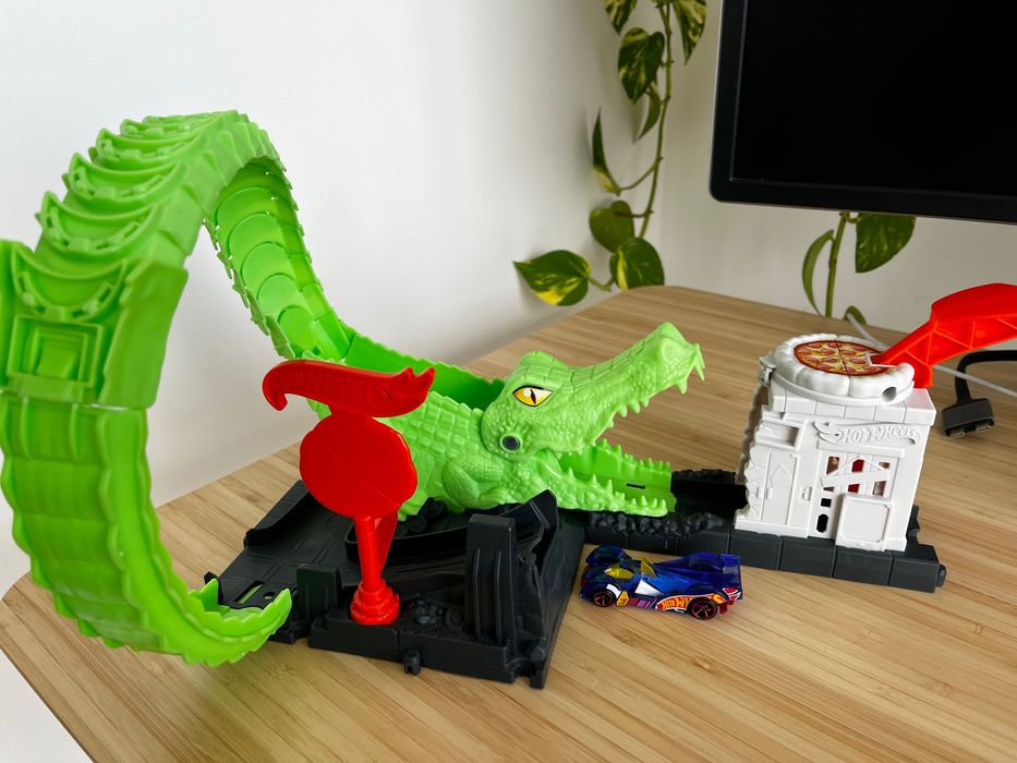 Hot Wheels City, Gator Loop писта