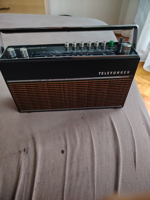 Vind radio telefunken 2 buc impecabil
