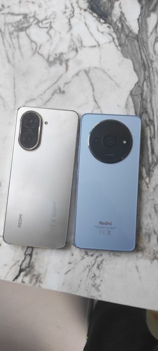 Продавам два телефона Redmi