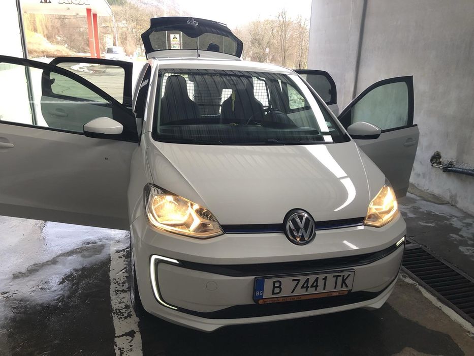 VW UP/ Volkswagen/ Електрически автомобил