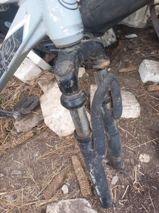 Cadru bicicleta + jante cu spițe groase