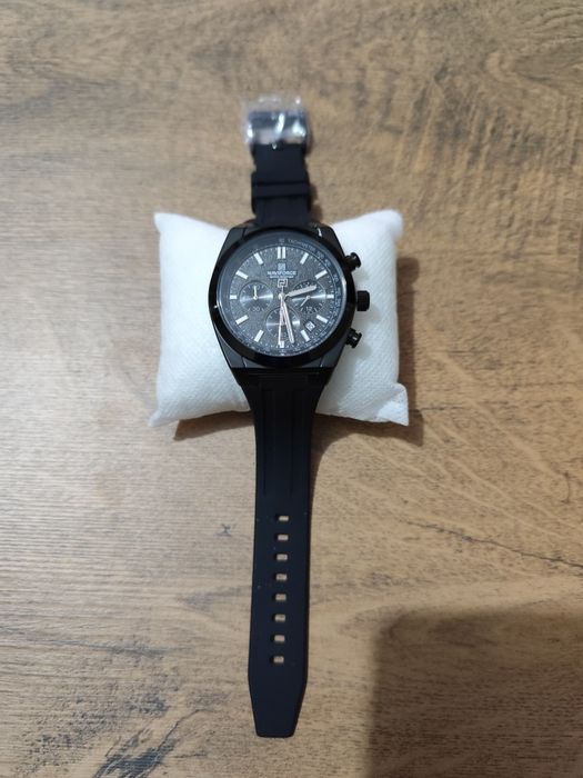 Мъжки кварцов часовник Naviforce водоустойчив с функции и дата Нов