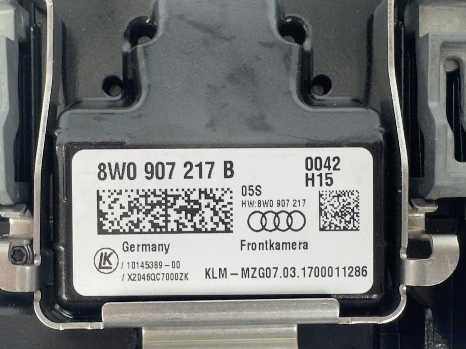 Камера AUDI A4 B9  8W0907217B 8W0907217