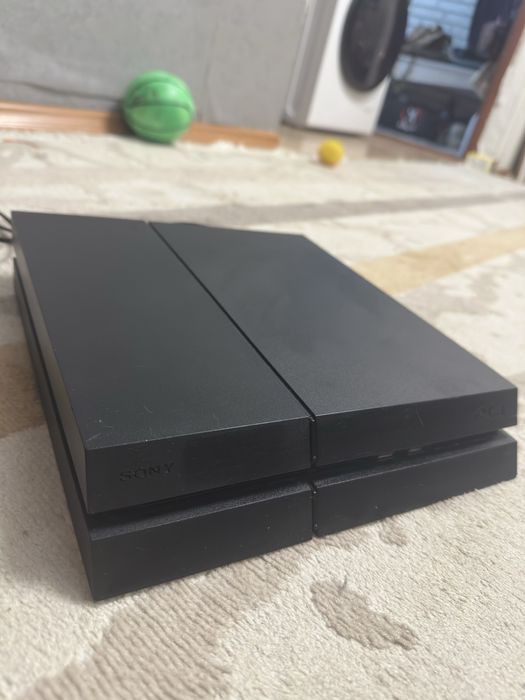 Play station 4 500 гигабайт