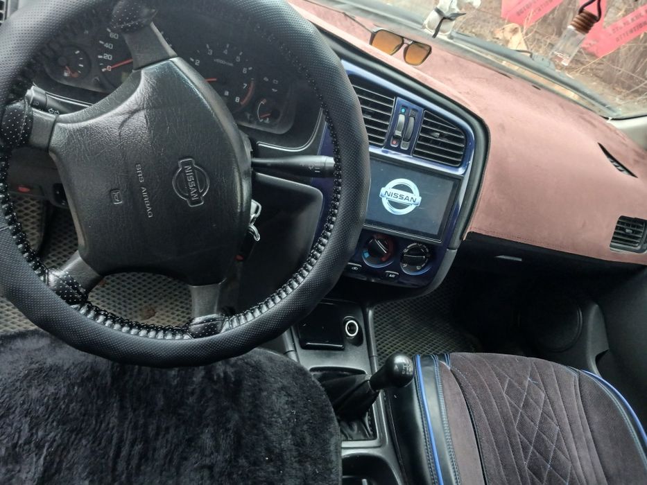 Продам ниссан примера п11