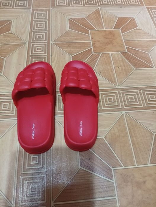 Шлепки гелевые размер 40