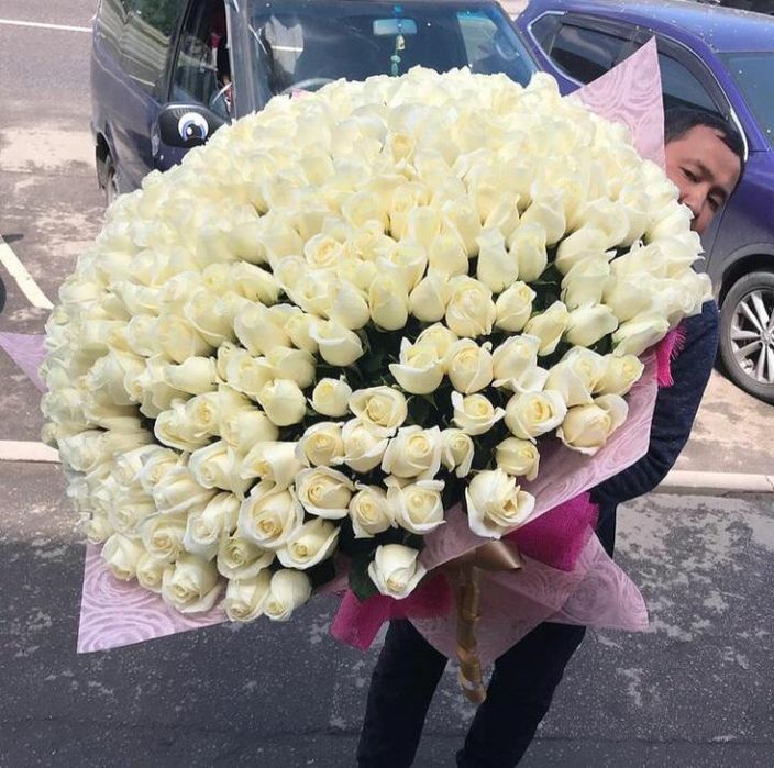 Продам букеты , цветы, гулдер