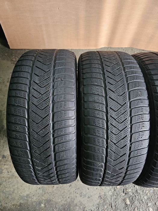 4 anvelope iarna 245 45 18 Pirelli 2022