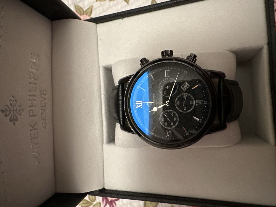 Часы  Patek Philipple