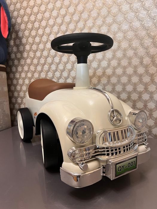 Продам детскую машинку!